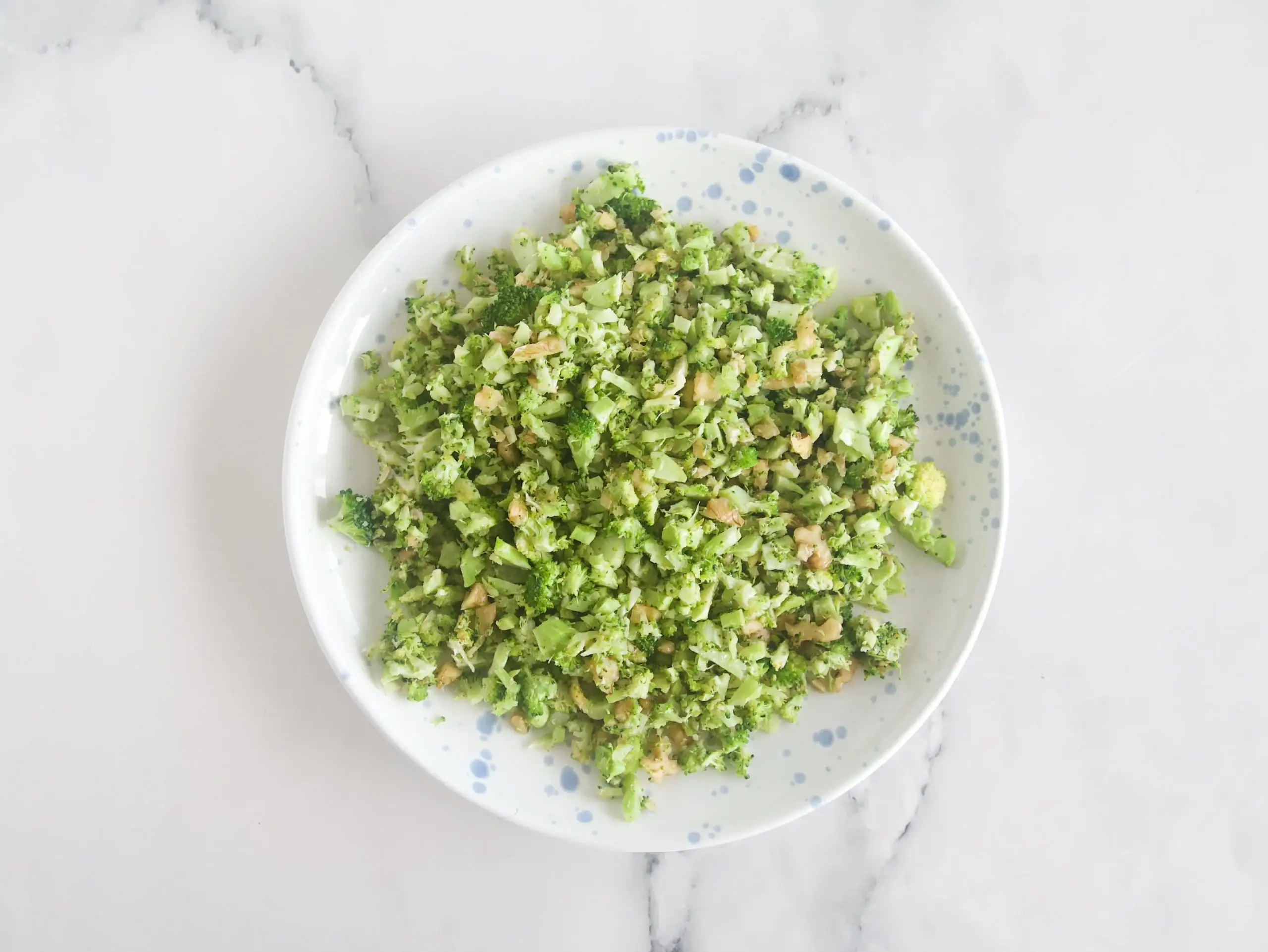 Cuscús de brócoli y nueces con toque de parmesano