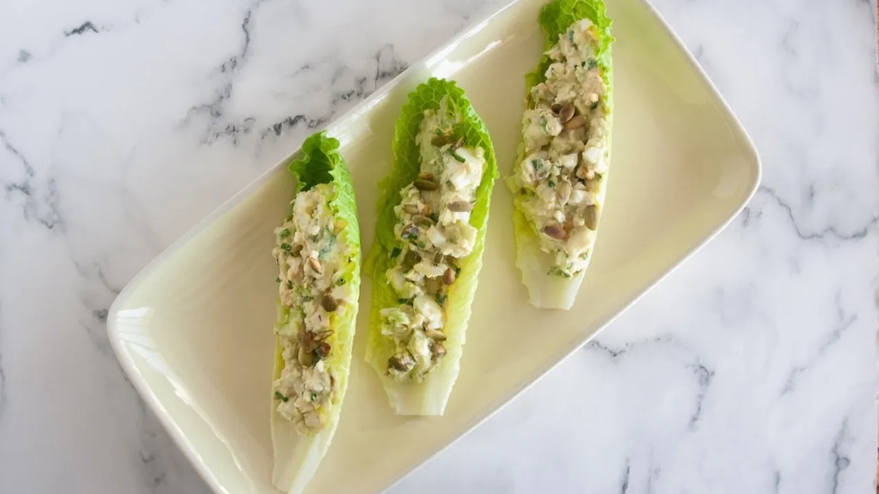 Ensalada de huevo y aguacate