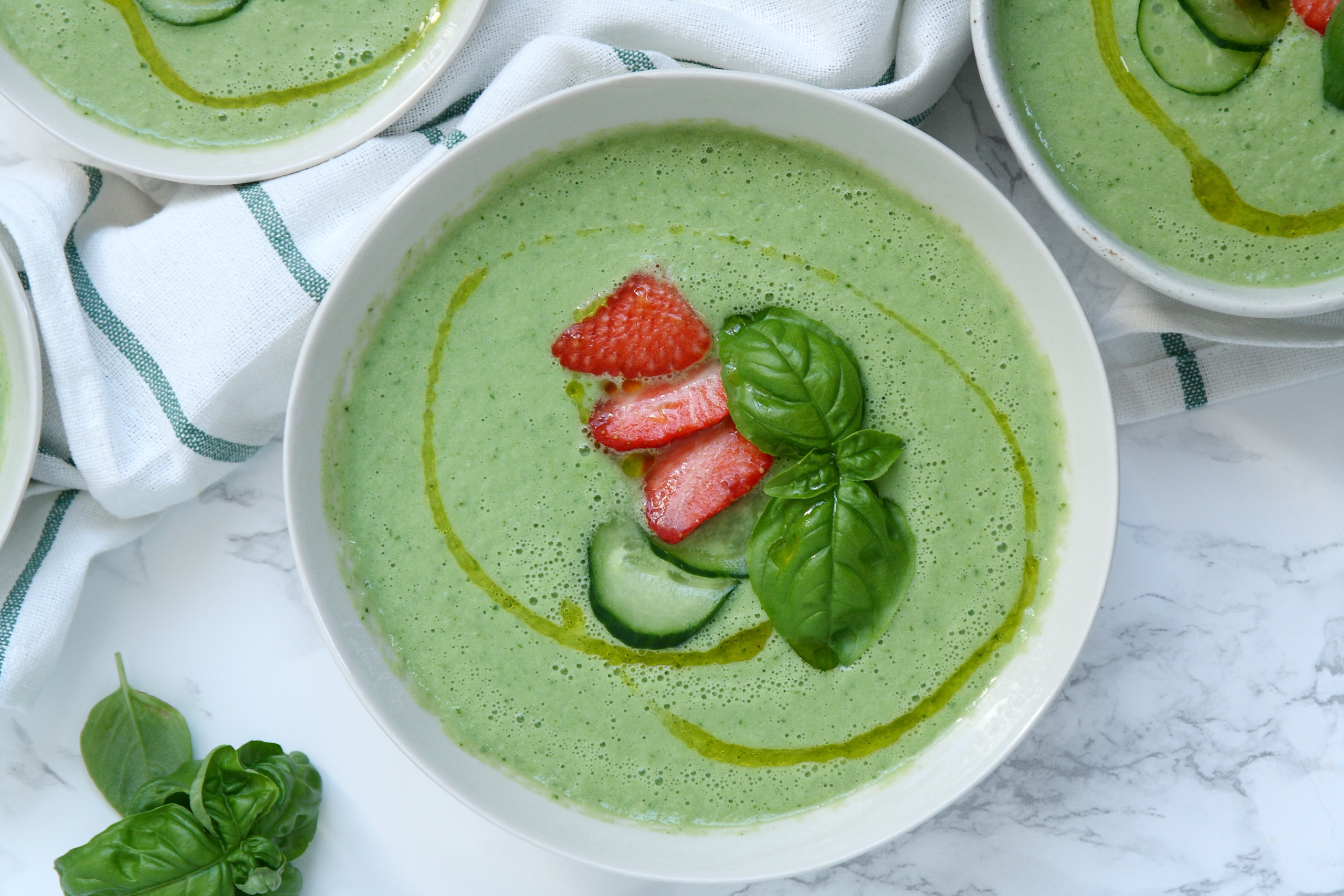 Gazpacho de pepino y albahaca