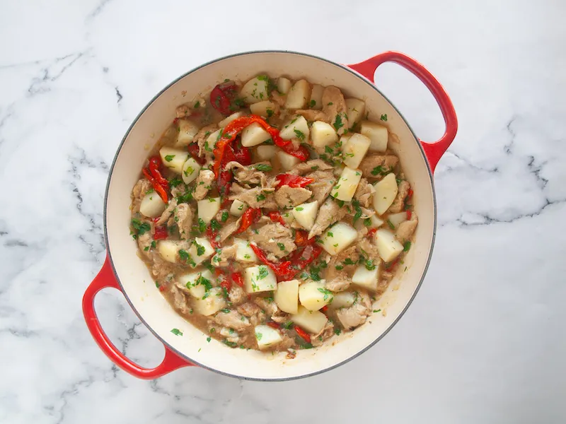 Guiso de Heura® con patatas y pimientos