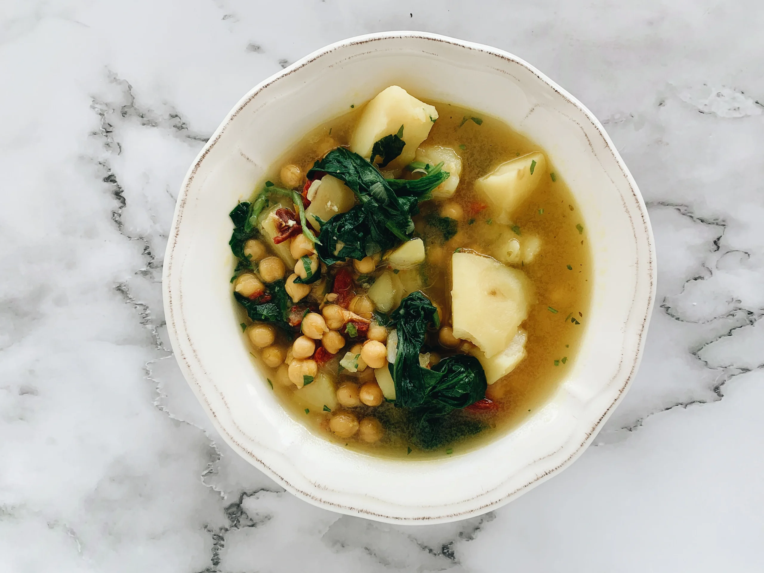 Guiso de garbanzos con patatas