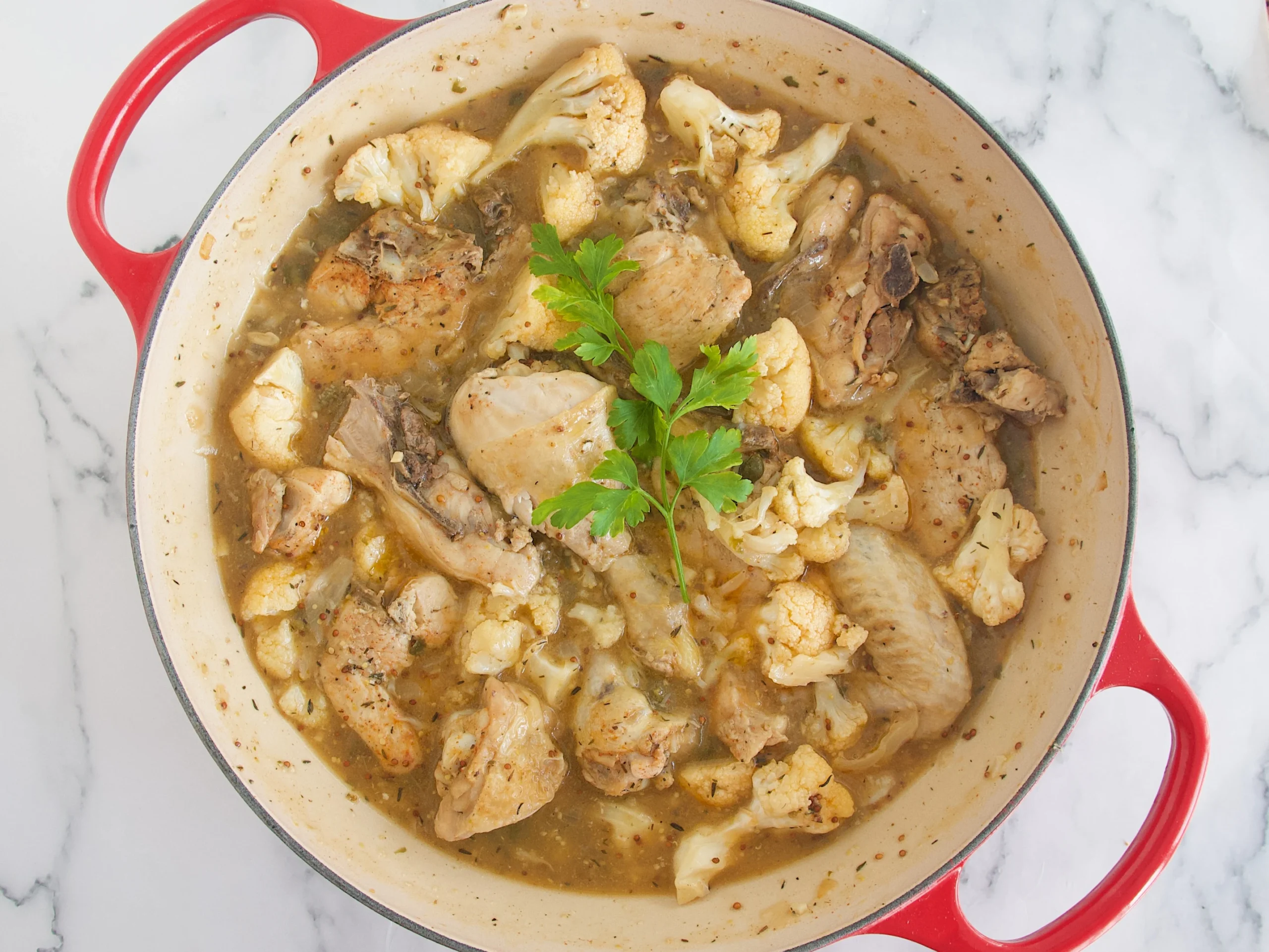 Pollo a la Cazuela con Coliflor y Alcaparras 