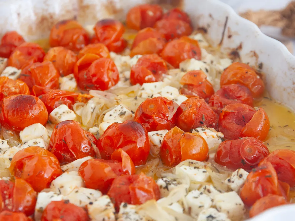 Tomates asados con feta